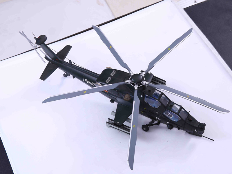 武直-10直升機(jī)模型