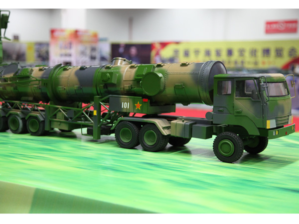 東風(fēng)21A導(dǎo)彈車(chē)